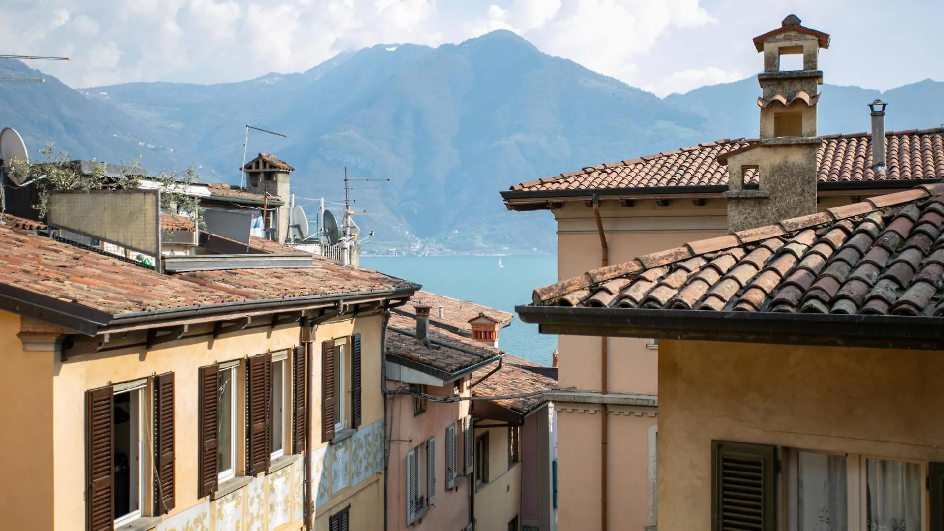 Iseolakerental - La Finestra Sul Lago Lovere 0*,